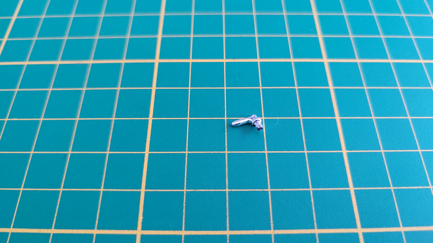 Poignée coffre arrière pièce détachée miniature 1/18 Solido Citroën traction type 11 B 1938 #C27