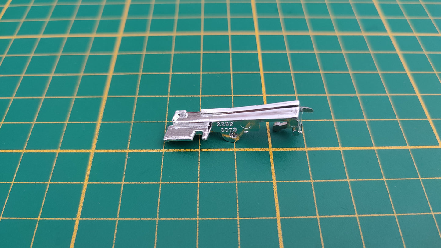 Poignée porte droite pièce détachée miniature Bburago Burago Mercedes-benz 300 sl cabriolet 1/18 1/18e 1/18ème #E04