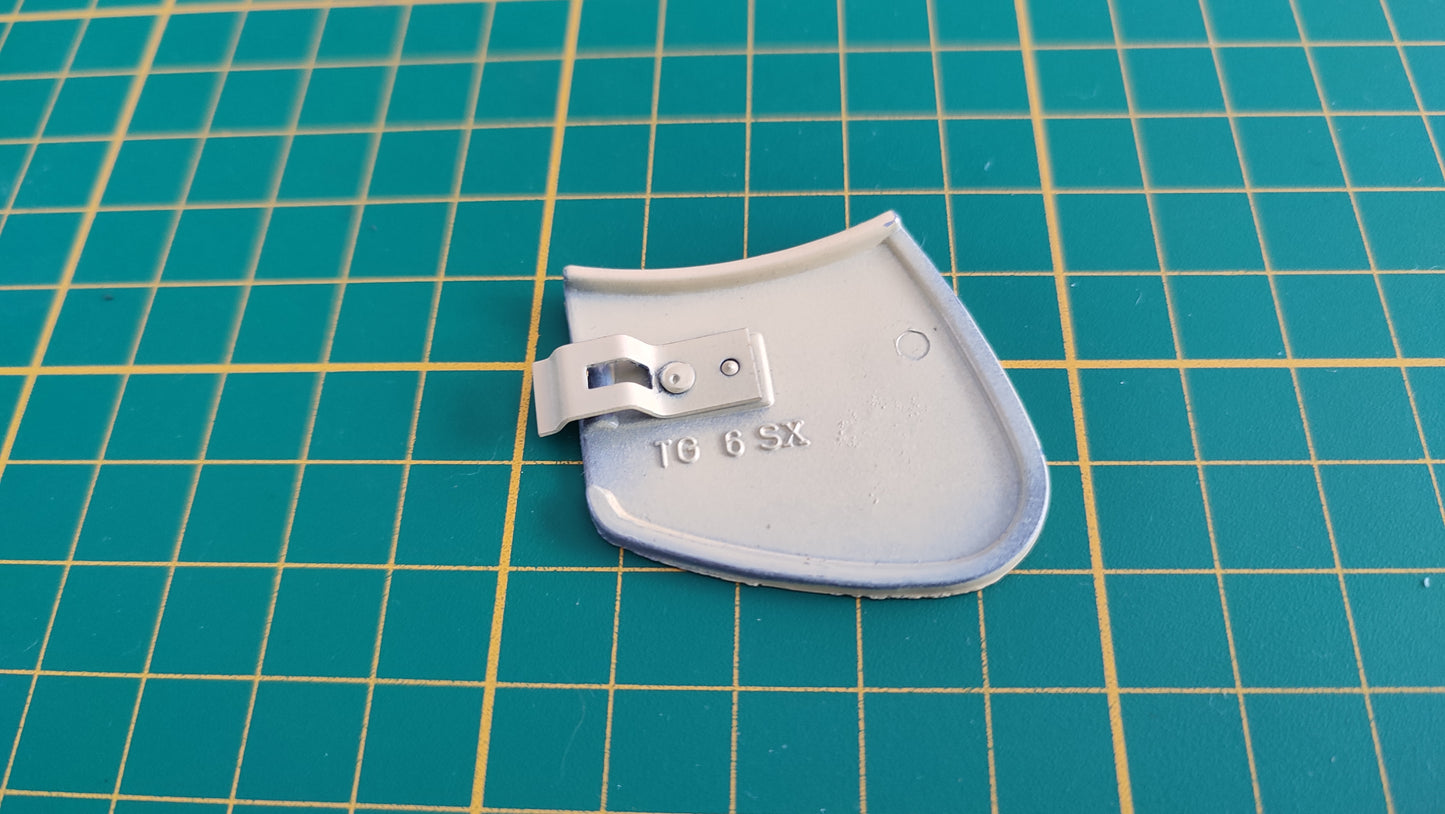 Porte gauche seule pièce détachée miniature Polistil Bmw 328 TG6 1/16 1/16e 1/16ème #C29