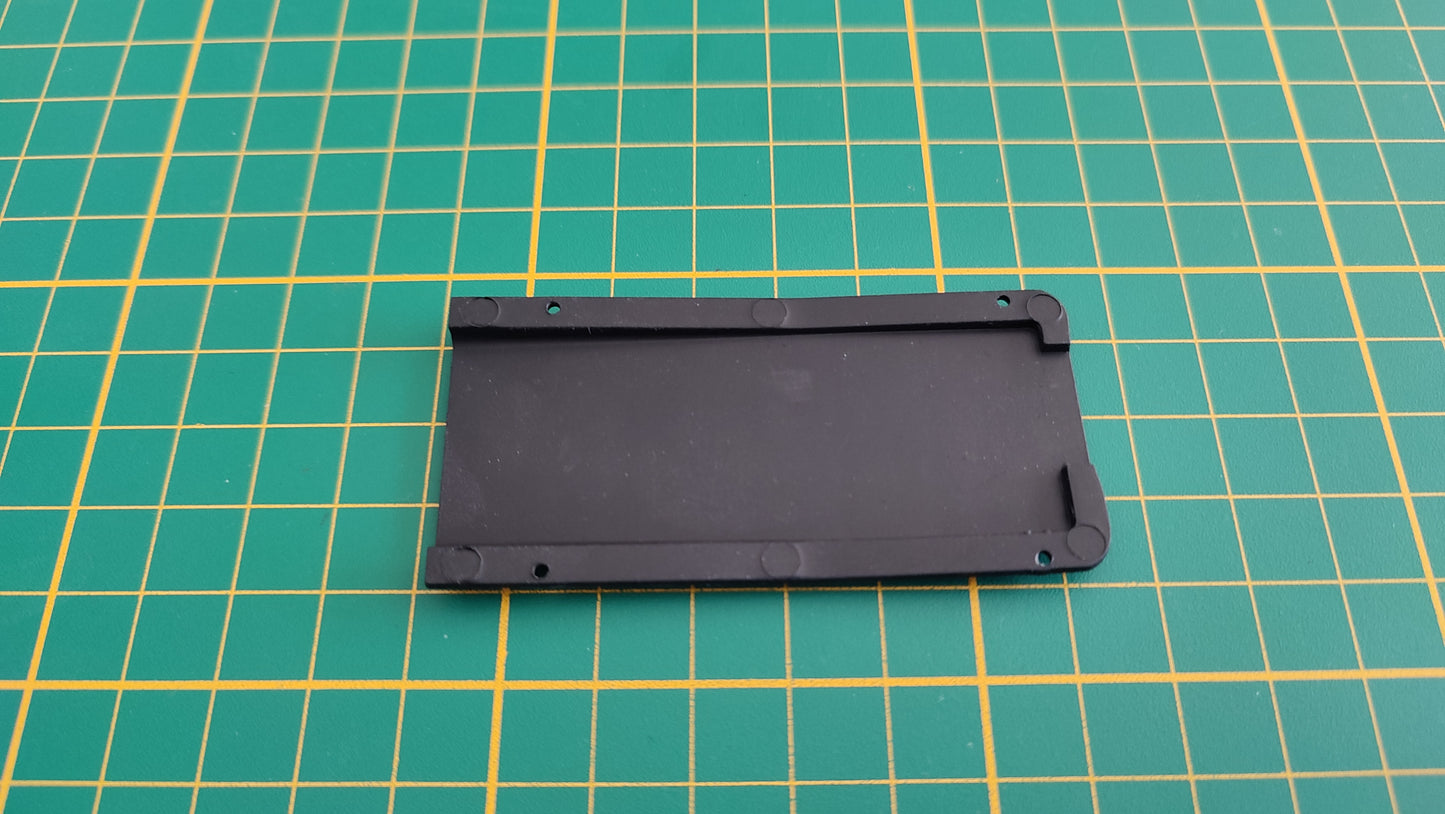 Protection intermédiaire du châssis 44C n°44 pièce détachée Renault R8 Gordini 1/8 1/8ème Eaglemoss Collections #A67