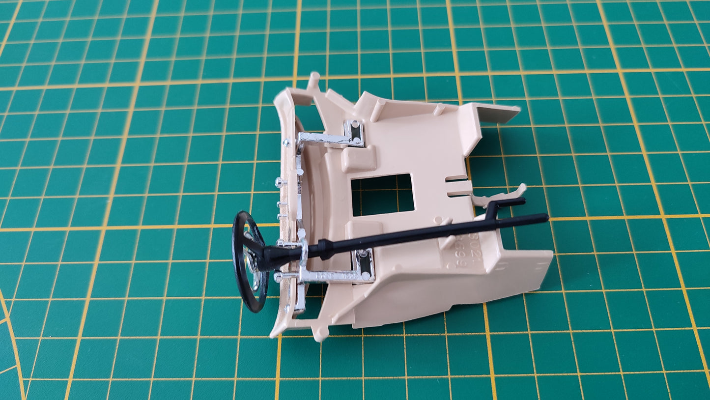 Tableau de bord + volant pièce détachée miniature Bburago Burago Porsche 356B 1961 1/18 1/18e 1/18ème #B99