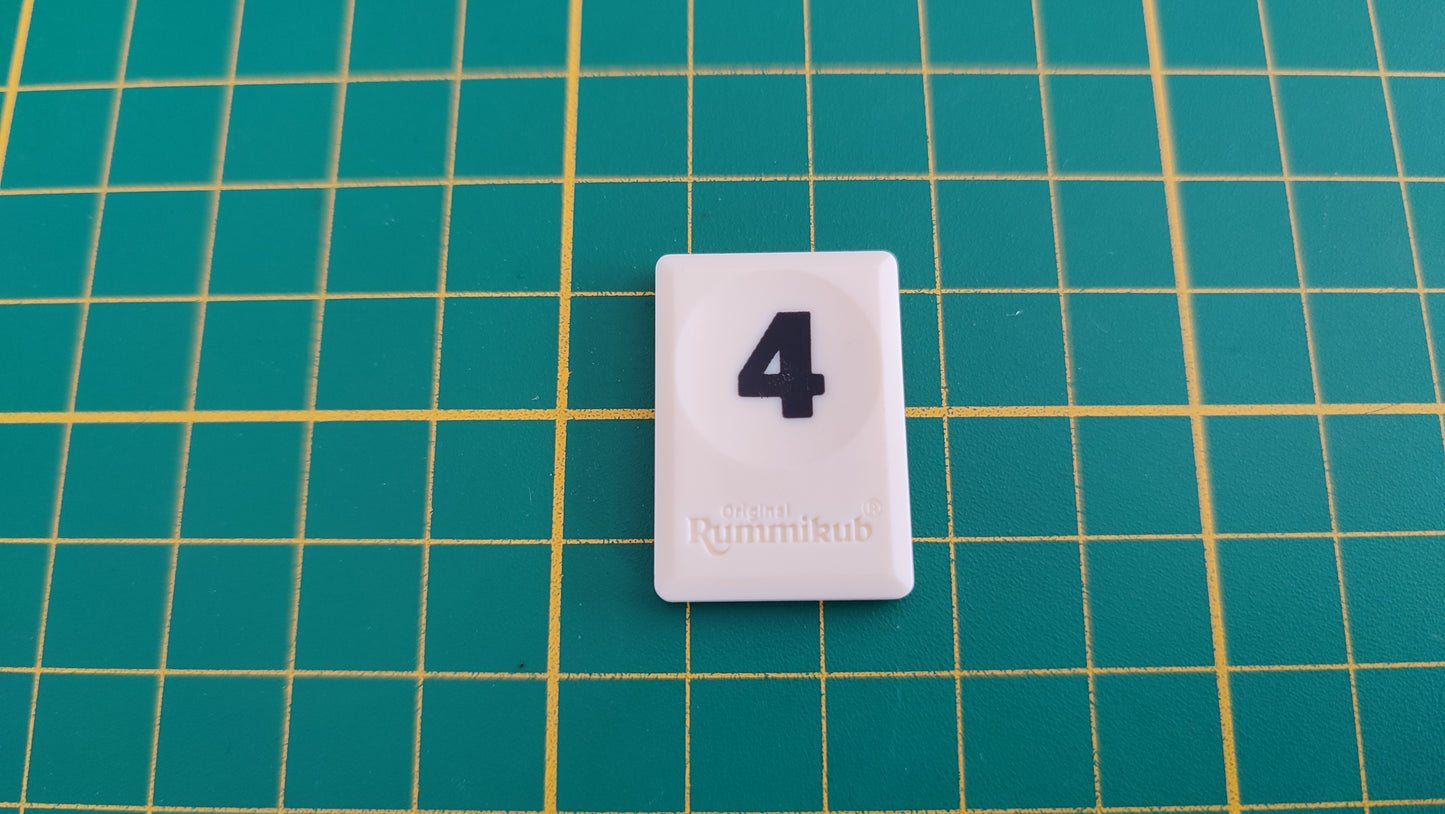 Tuile chiffre 4 quatre noir pièce détachée jeu de société Rummikub Le rami des chiffres jeu de voyage Hasbro #C68