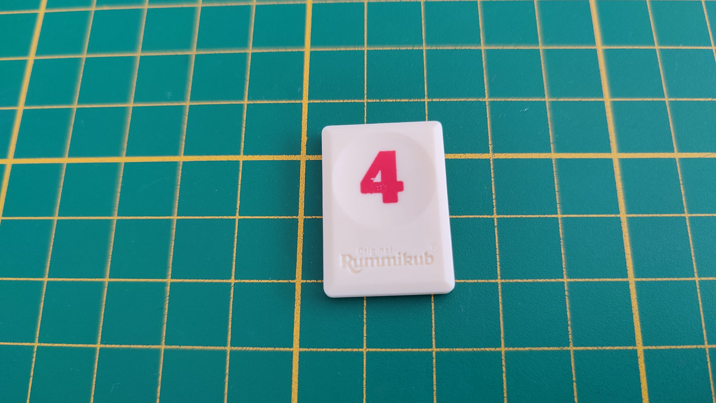 Tuile chiffre 4 quatre rouge pièce détachée jeu de société Rummikub Le rami des chiffres jeu de voyage Hasbro #C68