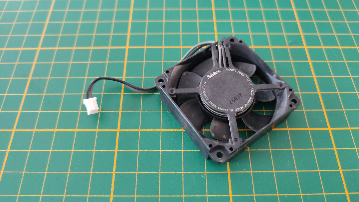Ventilateur interne Nidec D05U-12TS1 pièce détachée console de jeux Nintendo Gamecube DOL-001 (EUR) #E01