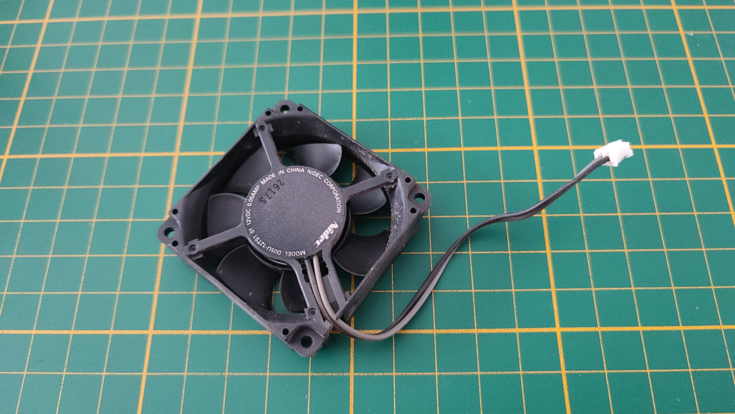 Ventilateur interne Nidec D05U-12TS1 pièce détachée console de jeux Nintendo Gamecube DOL-001 (EUR) #E37