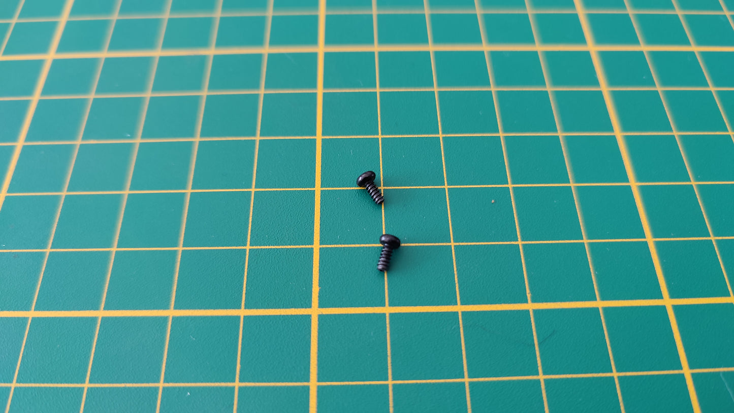 Vis x2 AP 1.7x4mm n°43 pièce détachée Porsche 911 Carrera RS 2.7 1/8 1/8ème Altaya #B37