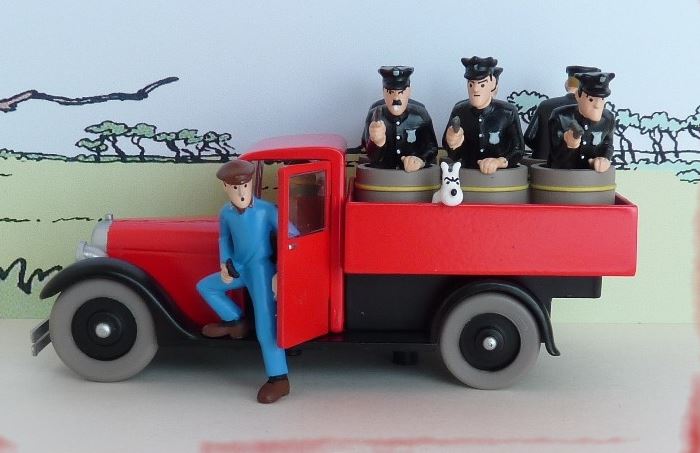 Voiture Tintin N°41 – Camion de police – Atlas 1/43
