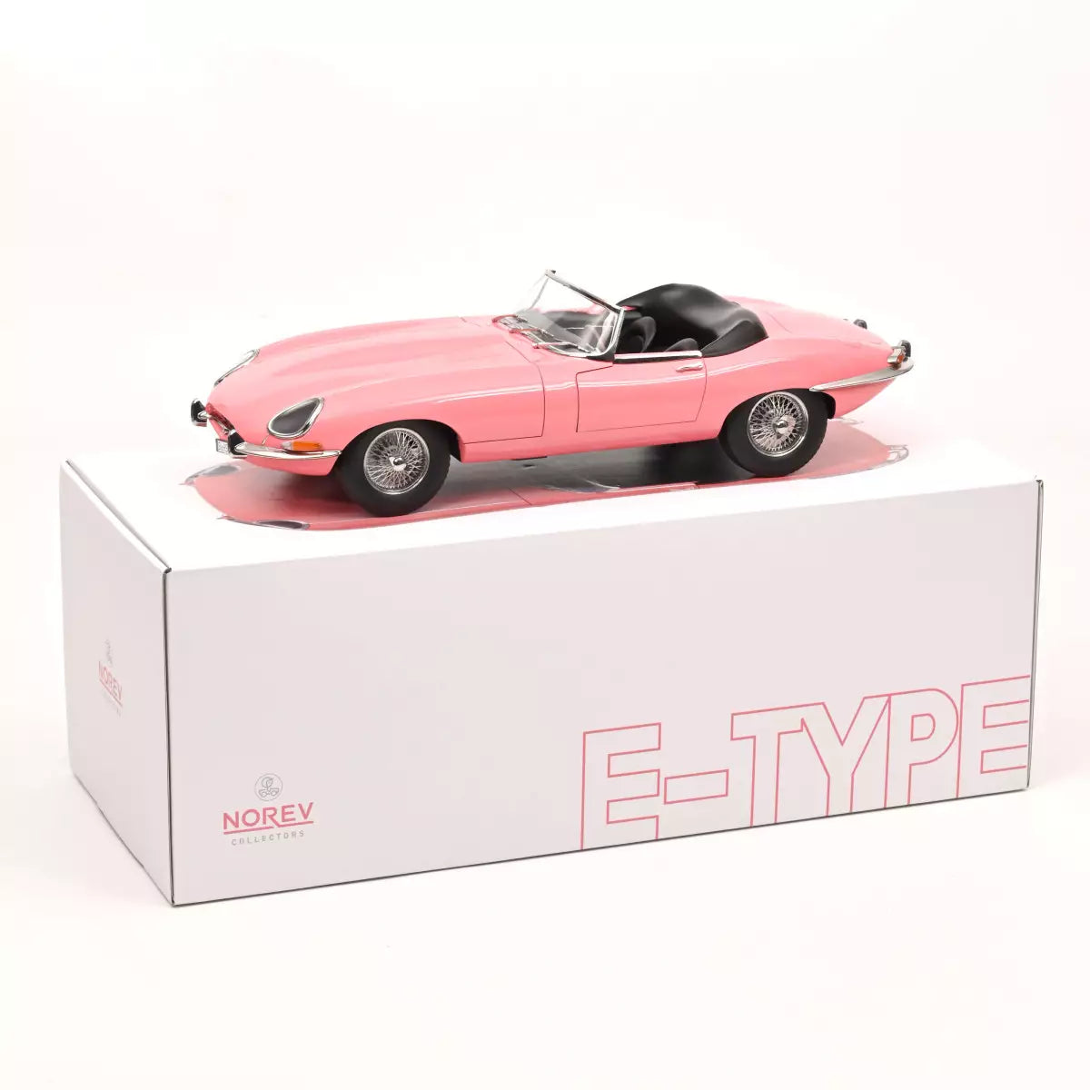Jaguar E-Type Cabriolet 1962 Rose 1/12