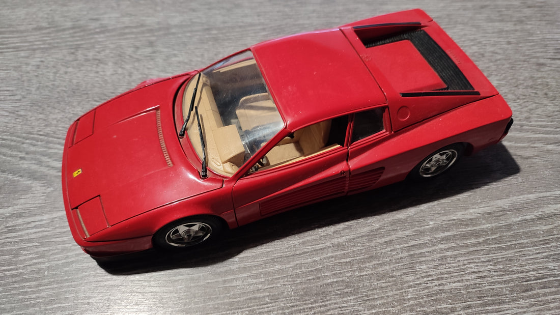 Pièce détachée miniature Ferrari Testarossa 1984 1/18 Bburago Burago