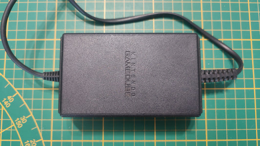 Alimentation secteur officielle DOL-002 pièce détachée console de jeux Nintendo Gamecube DOL-101 (EUR) #E68