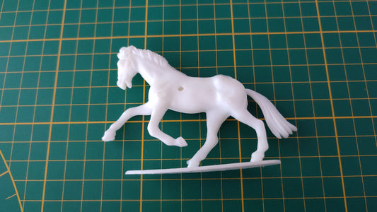 Animal figurine cheval blanc dans l'état #C51-46