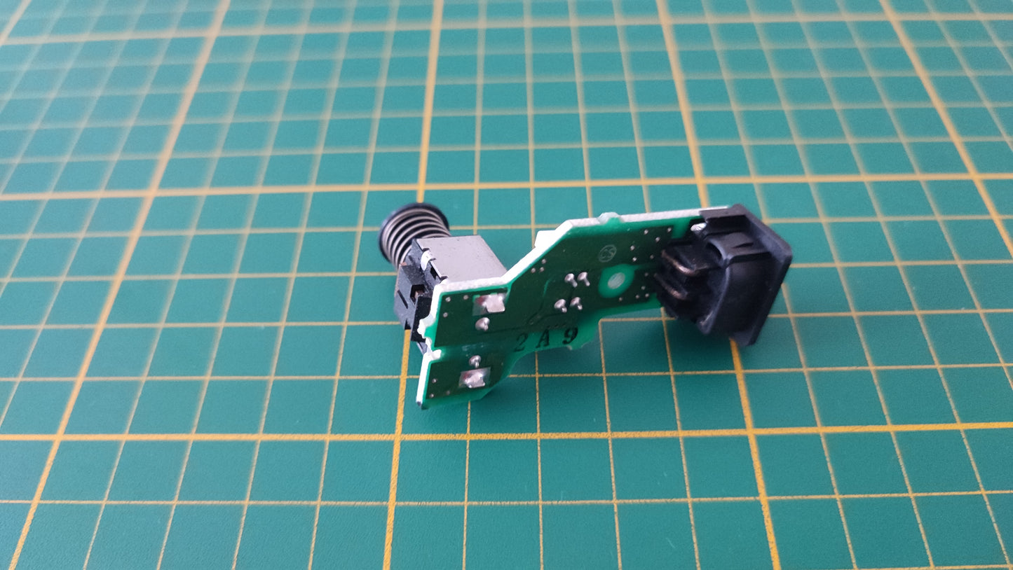 Bouton ON / OFF DOL-PWR-01 pièce détachée console de jeux Nintendo Gamecube DOL-001 (EUR) #E35