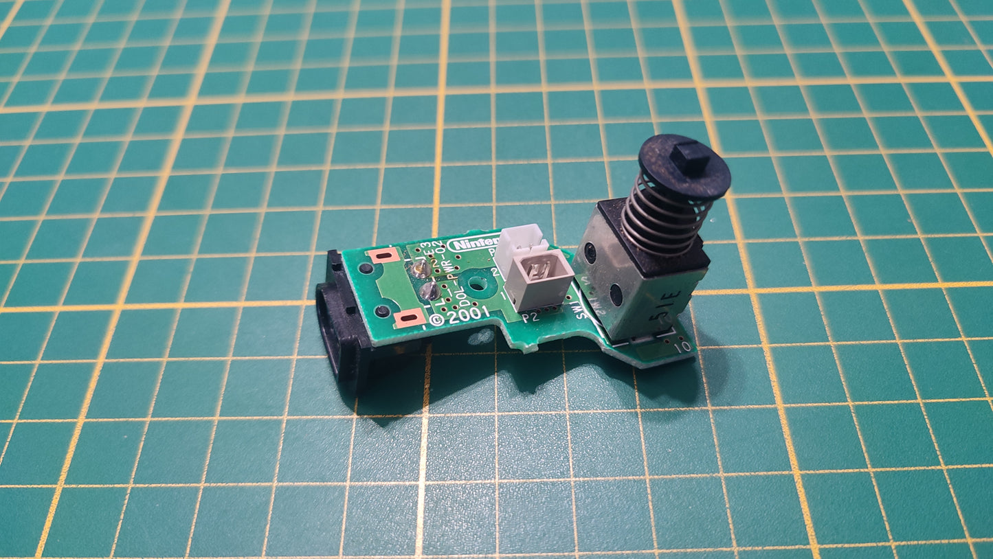 Bouton on/off DOL-PWR-02 pièce détachée console de jeux Nintendo Gamecube DOL-101 (EUR) #E68