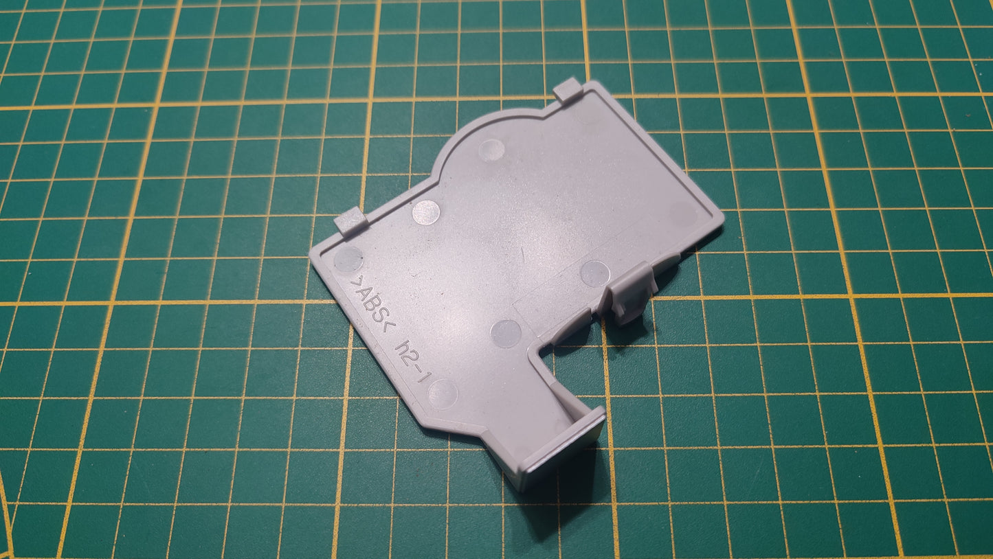 Cache hi speed port h2-4 pièce détachée console de jeux Nintendo Gamecube DOL-101 (EUR) #E68