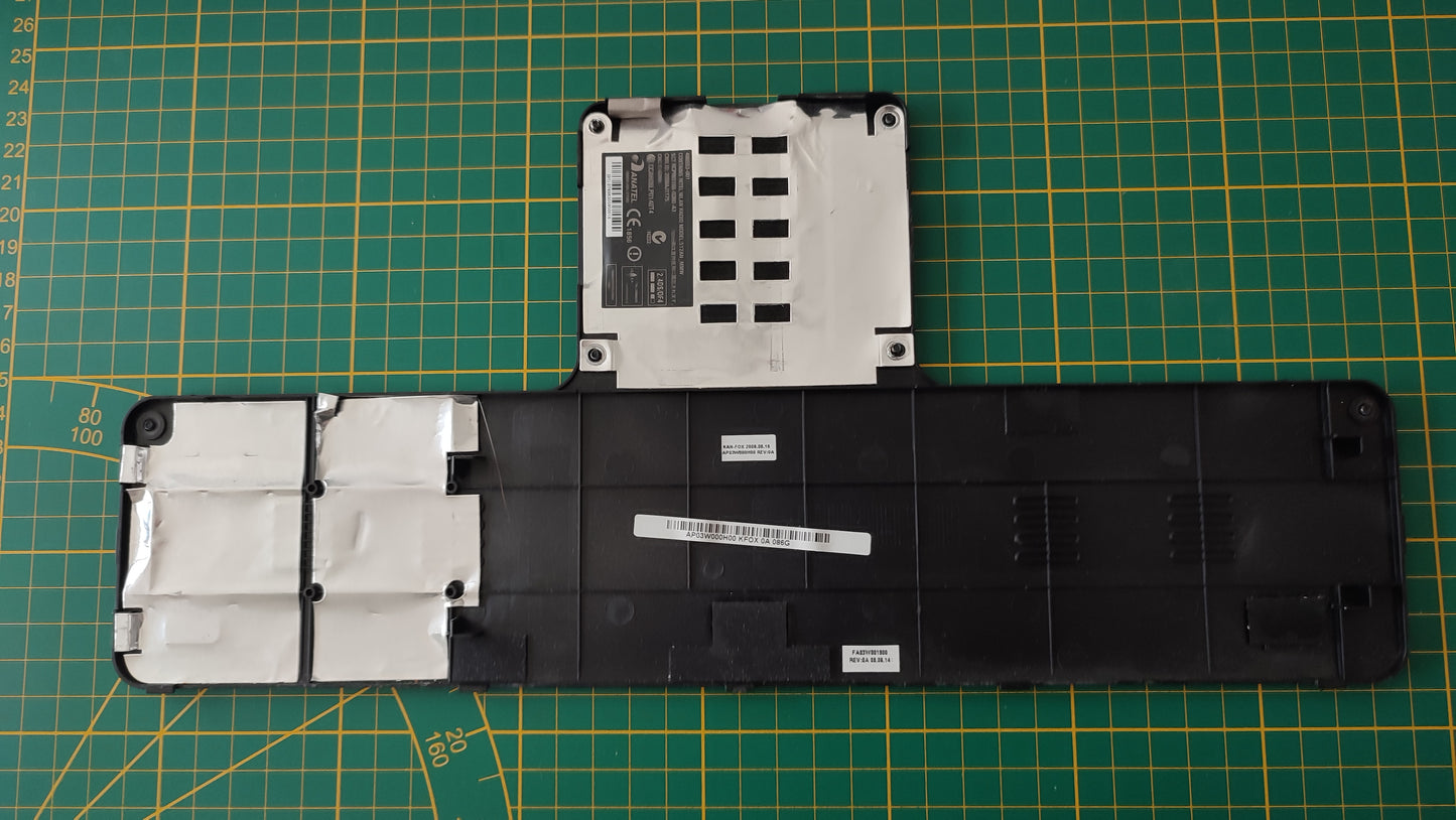 Cache plasturgie AP03W000H00 pièce détachée pc portable Hp DV7 1040em #C82