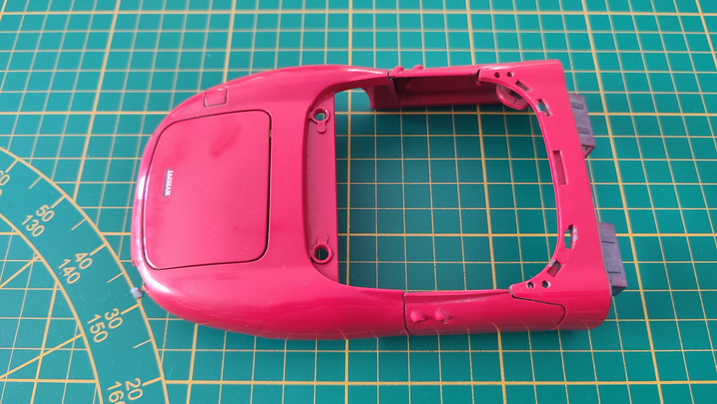 Carcasse avec coffre pièce détachée miniature Bburago Burago Jaguar type E 1961 1/18 1/18e 1/18ème #D33