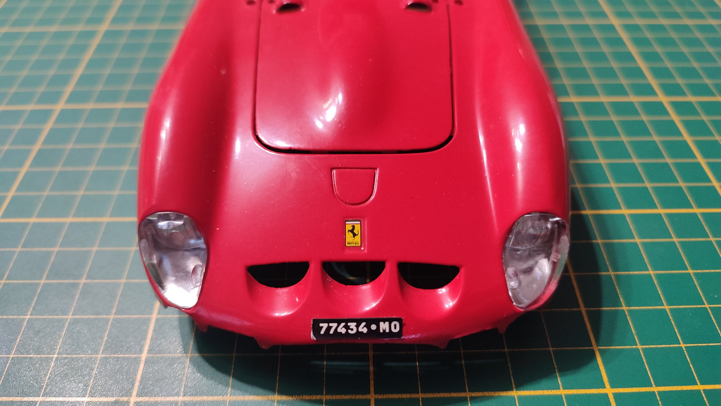 Carcasse carrosserie pièce détachée miniature Bburago Burago Ferrari GTO 1962 1/18 1/18e 1/18ème #E65