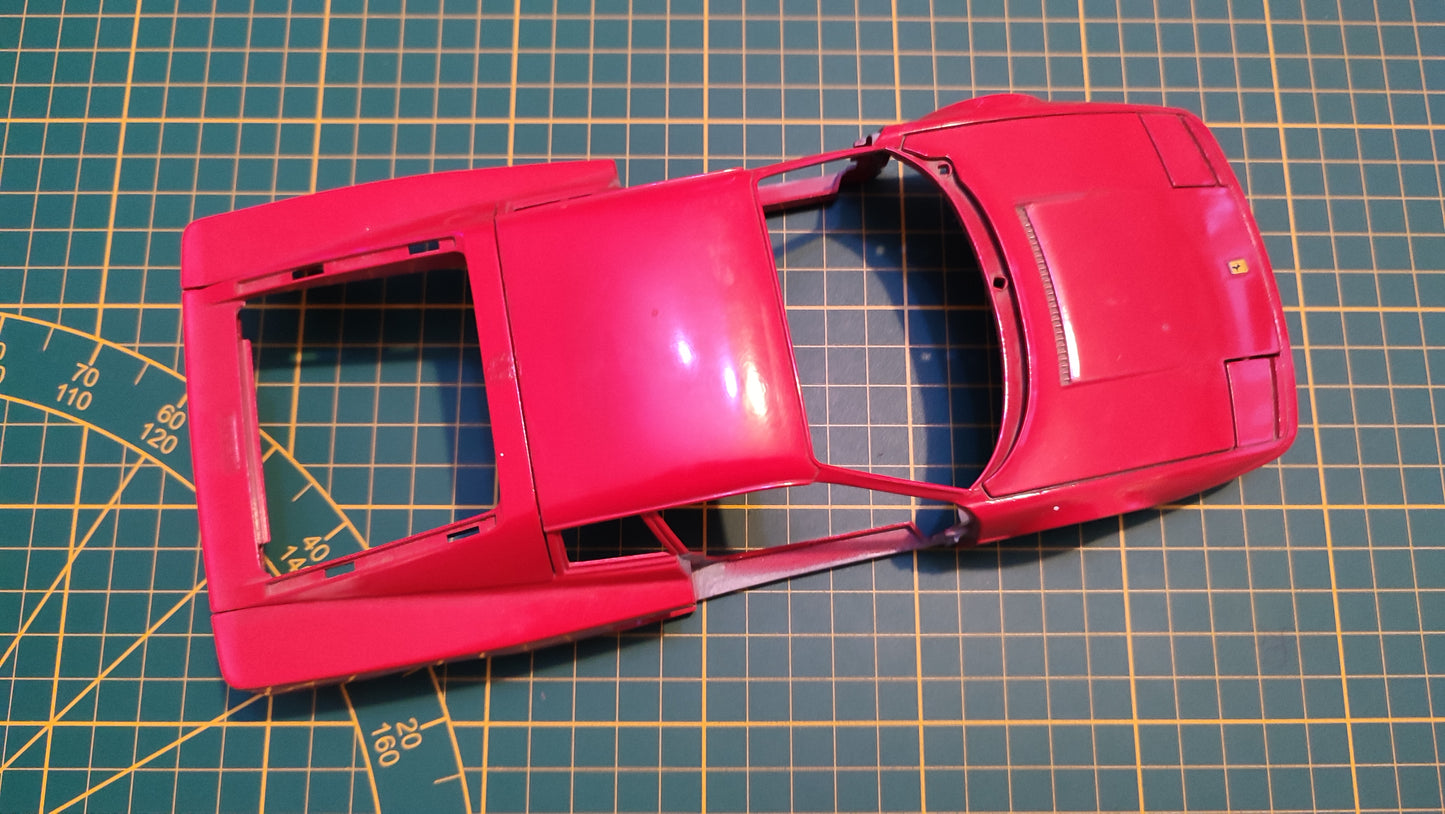 Carcasse carrosserie pièce détachée miniature Bburago burago Ferrari Testarossa 1984 1/18 1/18e 1/18ème #C42