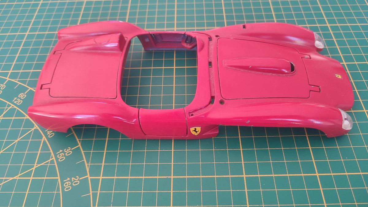 Carcasse carrosserie supérieure pièce détachée miniature Bburago Burago Ferrari 250 Testa Rossa 1957 1/18 1/18e 1/18ème #E80