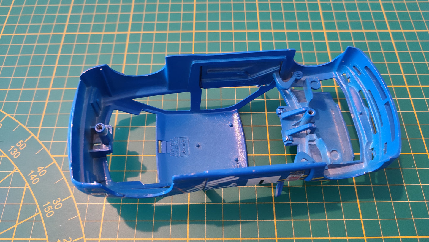 Carrosserie carcasse pièce détachée miniature Bburago Burago Ford Escort RS Cosworth 1/24 1/24e 1/24ème #D38