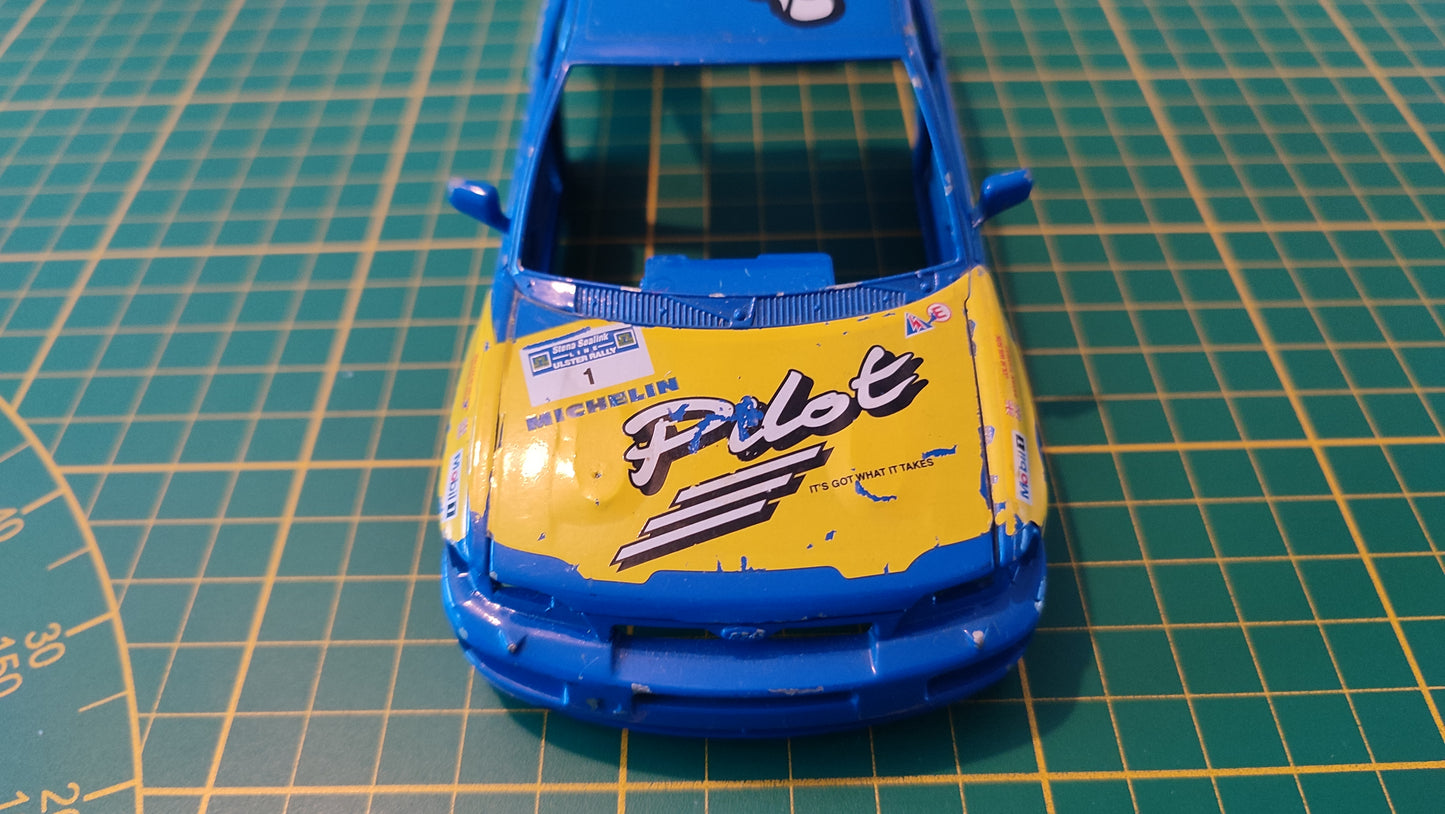 Carrosserie carcasse pièce détachée miniature Bburago Burago Ford Escort RS Cosworth 1/24 1/24e 1/24ème #D38