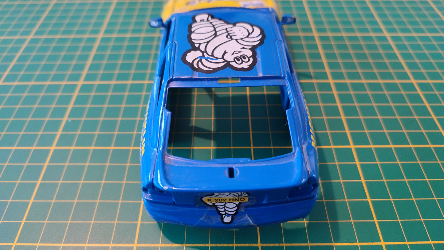 Carrosserie carcasse pièce détachée miniature Bburago Burago Ford Escort RS Cosworth 1/24 1/24e 1/24ème #D38
