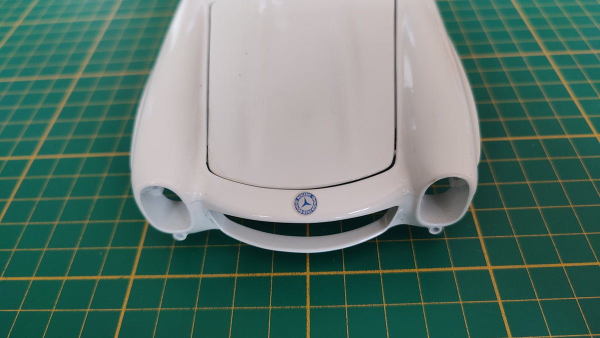 Carrosserie carcasse pièce détachée miniature Bburago Burago Mercedes-benz 300 sl 1/18 1/18e 1/18ème #E94