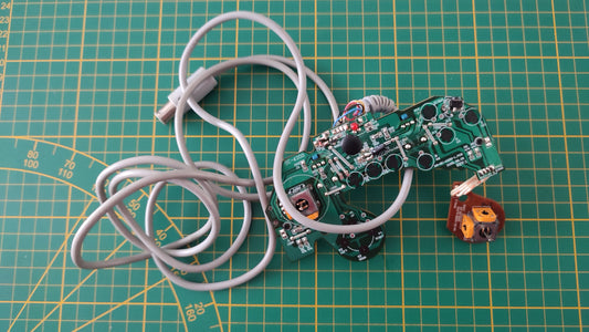 Carte mère déclaré HORS SERVICE pièce détachée manette de jeux vidéo Nintendo Game cube Gamecube Bigben GCPADW #E35