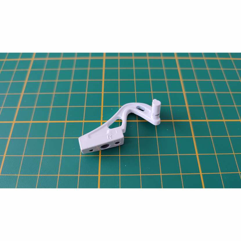 Charnière droite du couvercle du compartiment moteur 94B pièce détachée Porsche 911 Carrera RS 2.7 1/8 1/8ème Altaya #B37