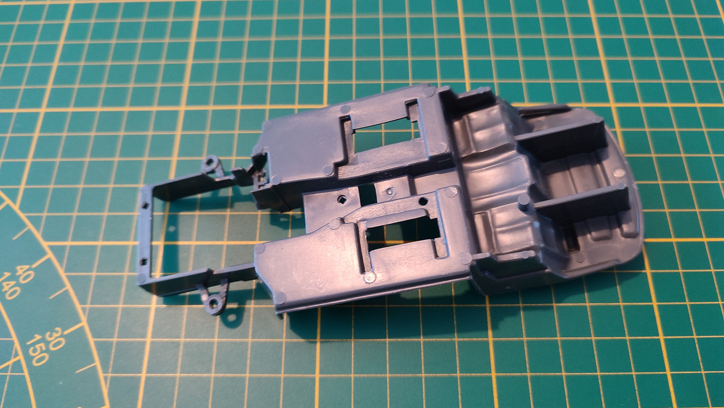 Châssis intérieur pièce détachée miniature Bburago Burago Ford Escort RS Cosworth 1/24 1/24e 1/24ème #D38