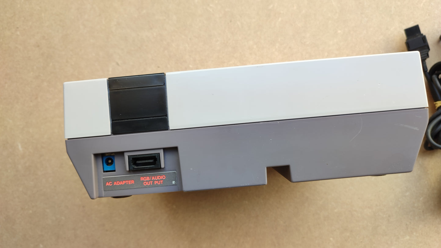 Console de jeux Nintendo Nes NESE-001 FRA officielle #SP