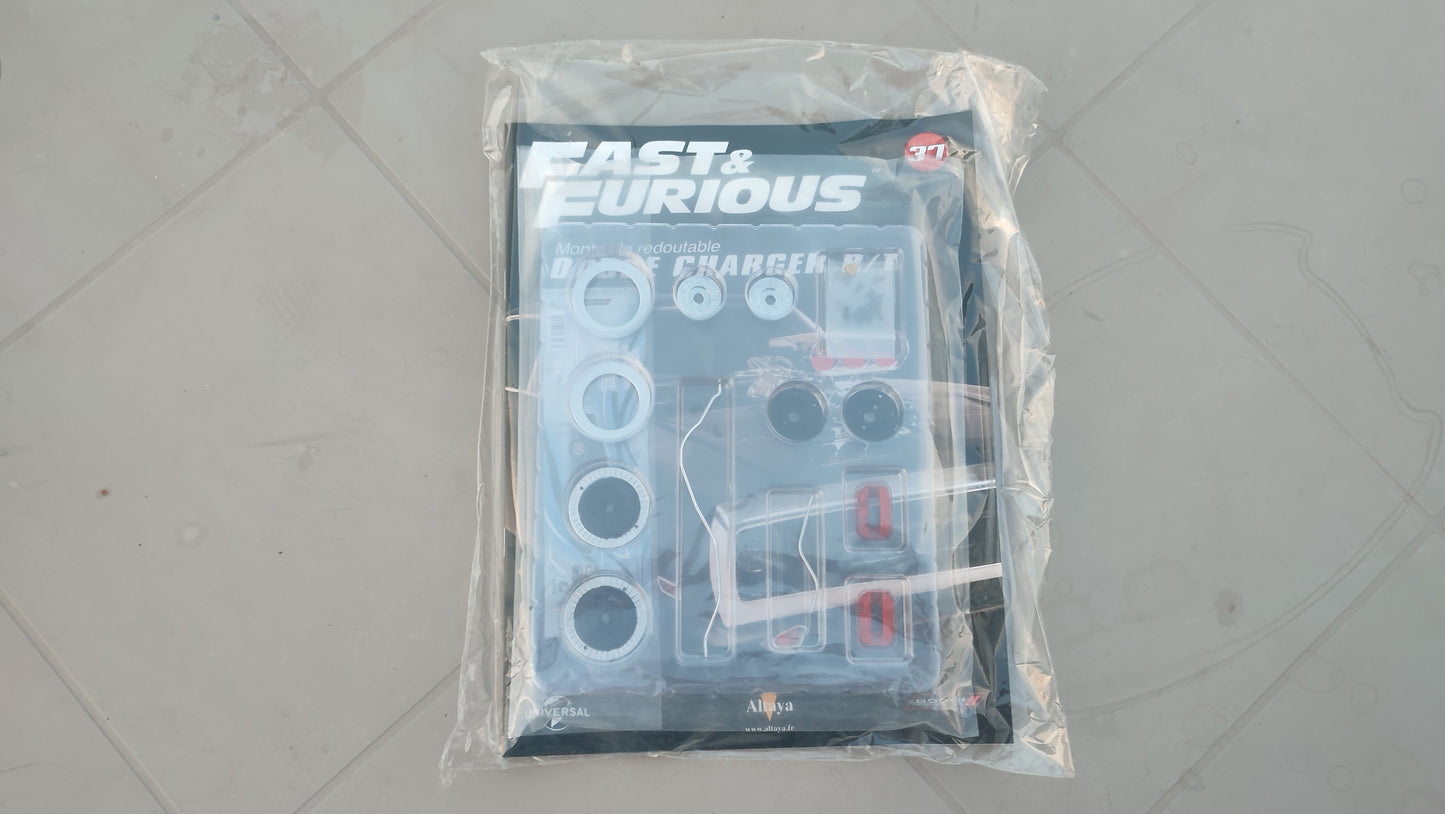 Fascicule avec pièces scellé numéro 37 n°37 Dodge Charger R/T Fast & Furious 1/8 1/8e 1/8ème Altaya