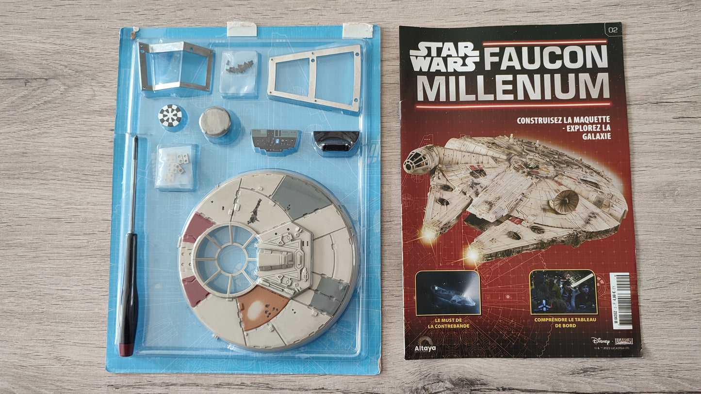 Fascicule numéro 2 n°2 Star Wars Faucon Millenium Altaya #D05