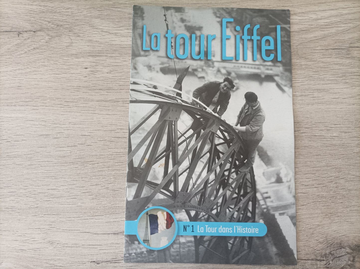Fascicule seul sans pièce numéro 1 n°1 Je construis la tour Eiffel 1/8 1/8e 1/8ème édition TF1