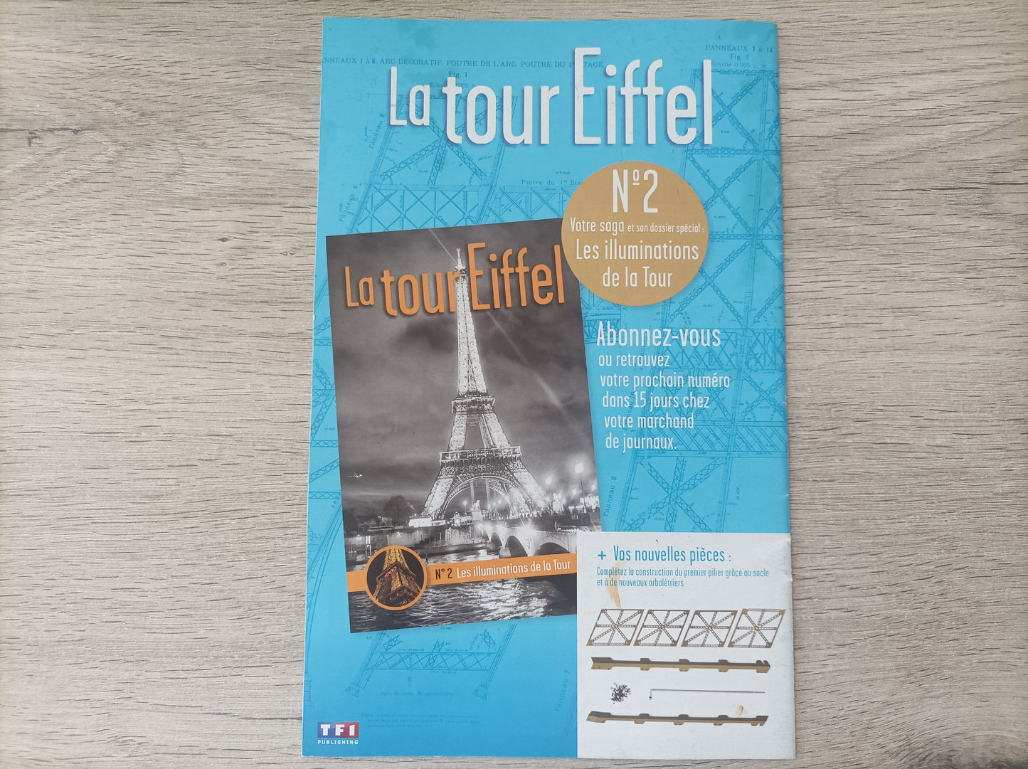 Fascicule seul sans pièce numéro 1 n°1 Je construis la tour Eiffel 1/8 1/8e 1/8ème édition TF1