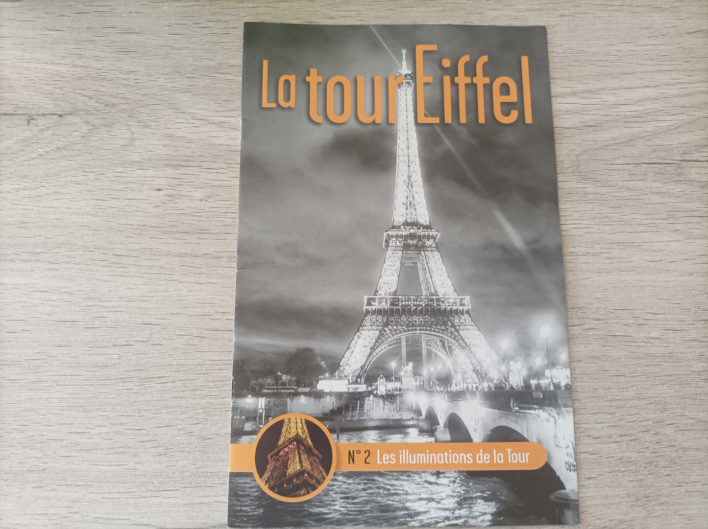 Fascicule seul sans pièce numéro 2 n°2 Je construis la tour Eiffel 1/8 1/8e 1/8ème édition TF1