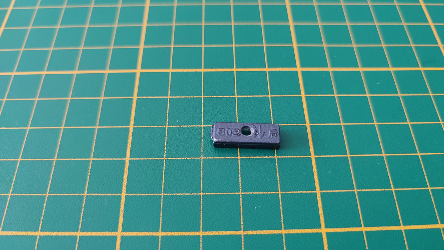 Fixation capot arrière pièce détachée miniature Jada Toys Dodge Viper SRT10 2008 1/24 1/24e 1/24ème #E24 (Copie)