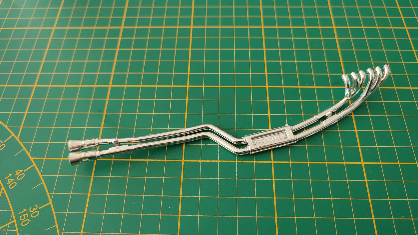 Ligne échappement droite 3011-3308 pièce détachée miniature Bburago Burago Ferrari GTO 1962 1/18 1/18e 1/18ème #D69