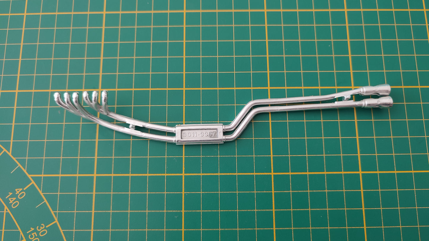 Ligne échappement gauche 3011-3307 pièce détachée miniature Bburago Burago Ferrari GTO 1962 1/18 1/18e 1/18ème #D97