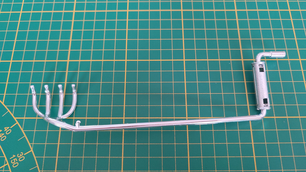 Ligne échappement pièce détachée miniature Bburago Burago Mercedes-benz 300 sl 1/18 1/18e 1/18ème #E84