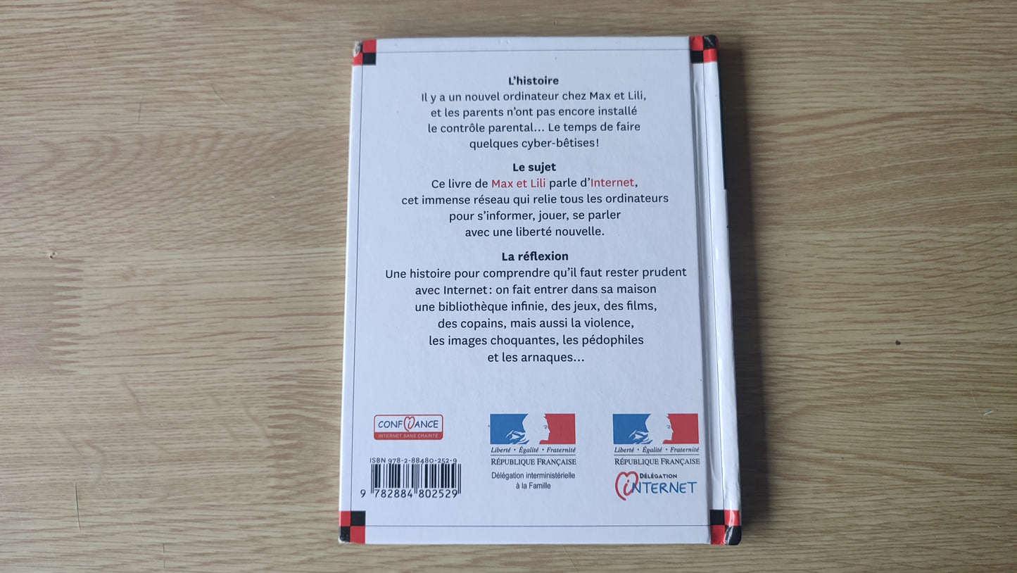 Livre Max et Lili numéro 75 Lili se fait piéger sur internet édition Calligram #SPDF