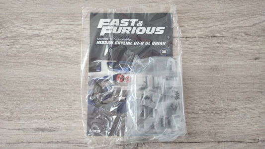 Lot fascicule avec pièces numéro 38 n° 38 Nissan Skyline GT-R R34 Fast & Furious de Brian O'Conner 1/8 1/8e 1/8ème Altaya #E13