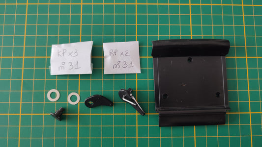 Lot pièces du fascicule n°31 pièce détachée Renault R8 Gordini 1/8 1/8ème Eaglemoss collections #D61