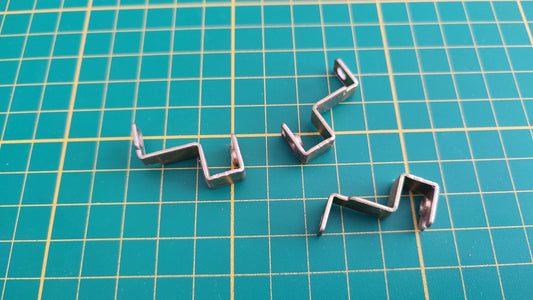 Lot x3 supports métallique h1-1 pièce détachée console de jeux Nintendo Gamecube DOL-001 (EUR) #E58