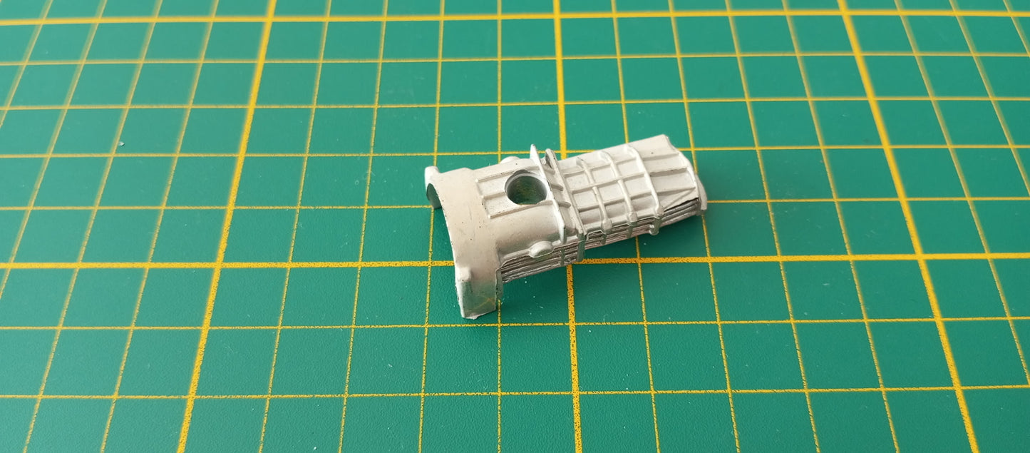 Partie moteur n°2 pièce détachée miniature Jouef evolution Ferrari 330 P4 1/18 1/18e 1/18ème #E70