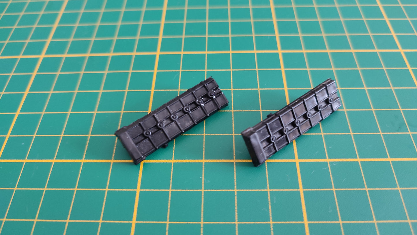 Partie moteur n°4 pièce détachée miniature Lamborghini Diablo Tonka Polistil 1/18 1/18e 1/18ème #C85