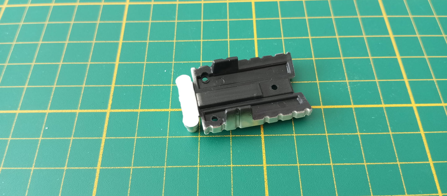 Partie moteur n°5 pièce détachée miniature Jouef evolution Ferrari 330 P4 1/18 1/18e 1/18ème #E70