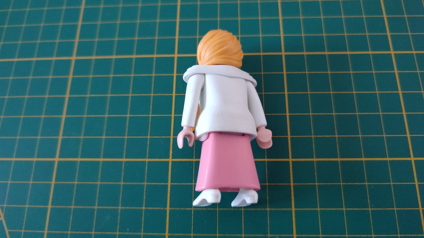 Personnage princesse référence 30145190 pièce détachée Playmobil #D60