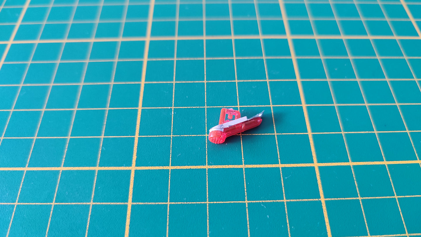 Phare arrière gauche pièce détachée miniature Bburago Burago Jaguar type E 1961 1/18 1/18e 1/18ème #D33