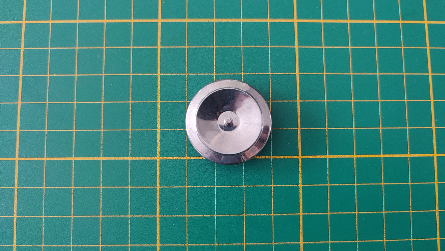 Pièce 20D du fascicule n°20 numéro 20 pièce détachée Renault R8 Gordini 1/8 1/8ème Eaglemoss collections #D61